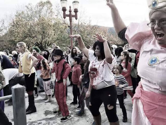 Issaquah Zombie Walk photo